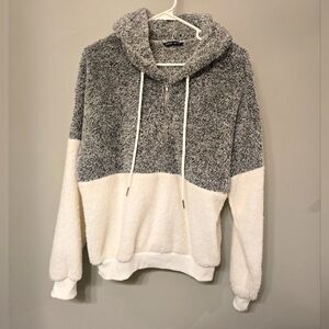 Super Soft Shein pull over hoodie | SZ Medium